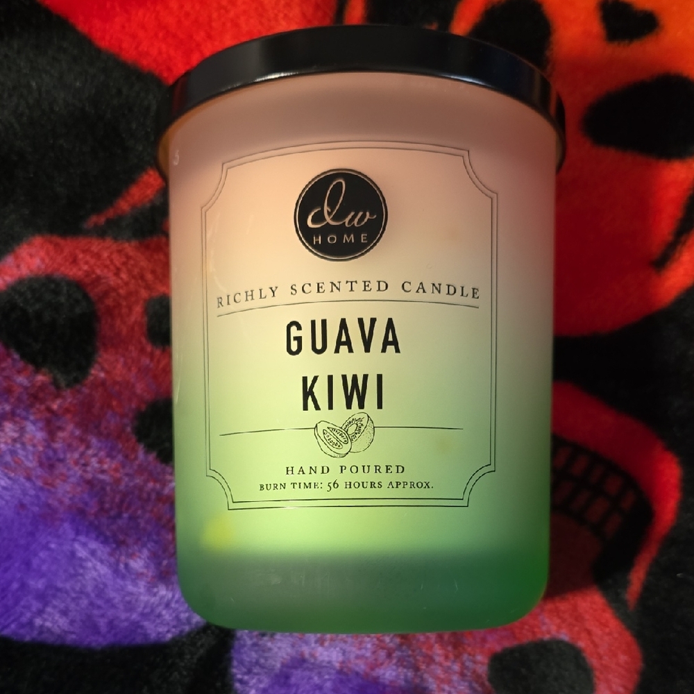 DW Home Guava Kiwi Candle - Green and Black
